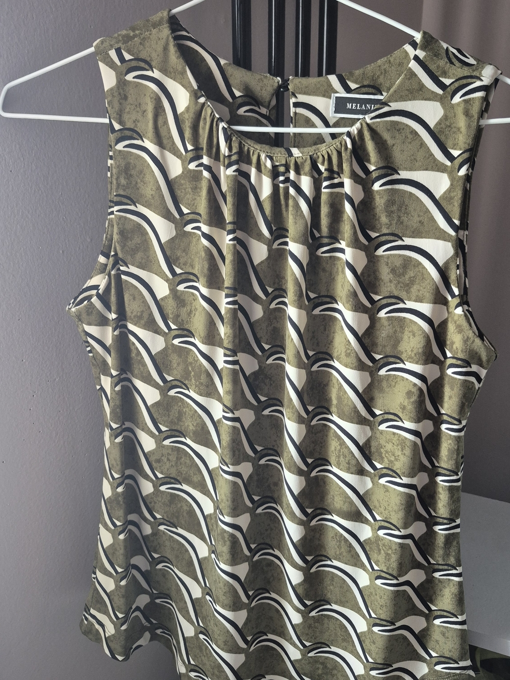 Olive Green Patterned Sleeveless Camisole